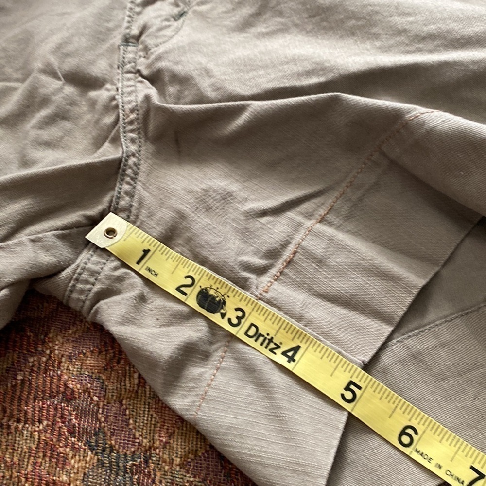 Levi’s 100% cotton cargo shorts size 14 - Picture 7 of 9